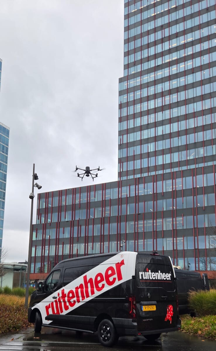 Drone-technologie en data-analyse komen samen in gebouwbeheer