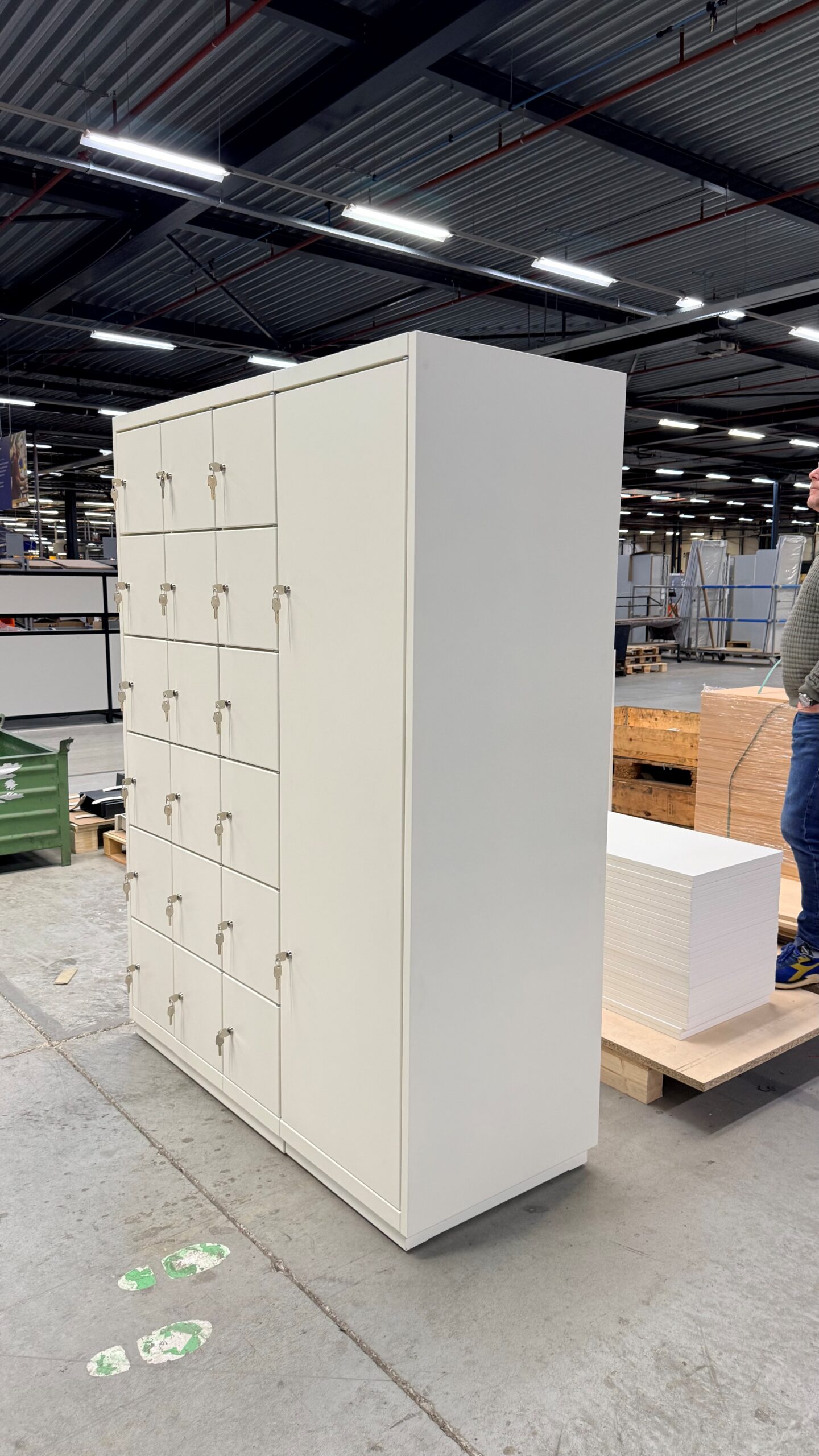 Brandveilig opslaan en laden van lithium-ion accu’s